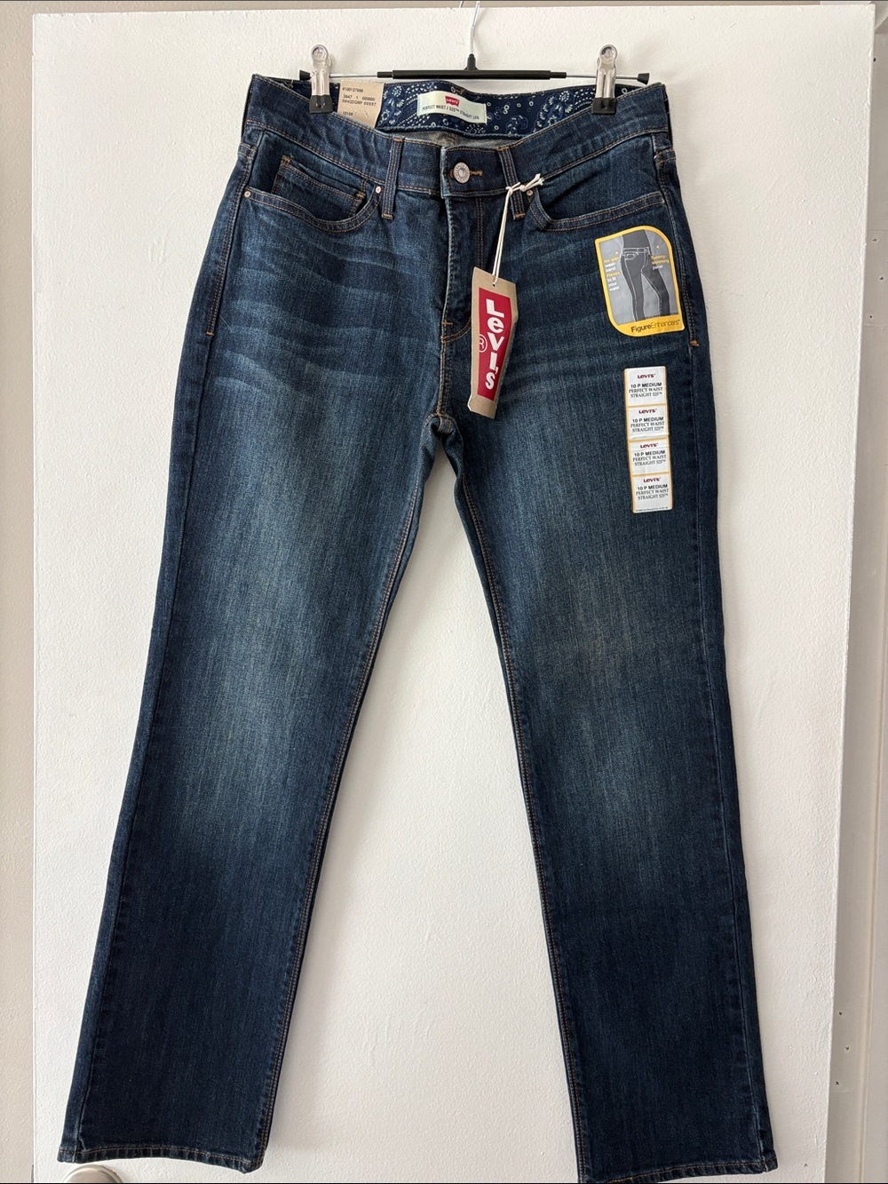 Levi's 525 Women's Perfect Waist-Dark Indigo Straight Leg Jeans- 10petite-NWT